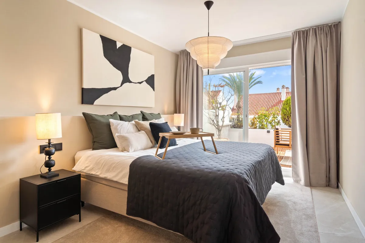 3f5b18d8-2d8b-4135-ac4a-0d79285e1ba5