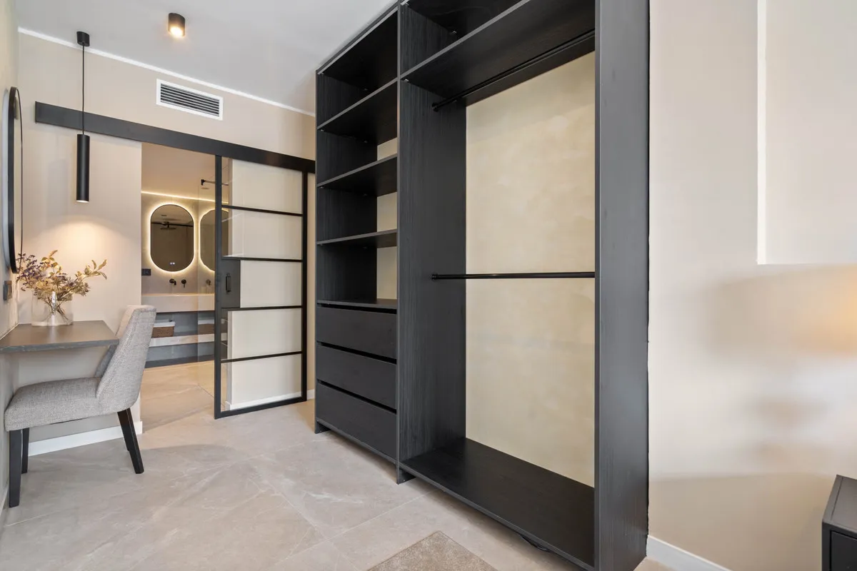 53bcbbe7-0fc5-4892-be42-b1a46a423089