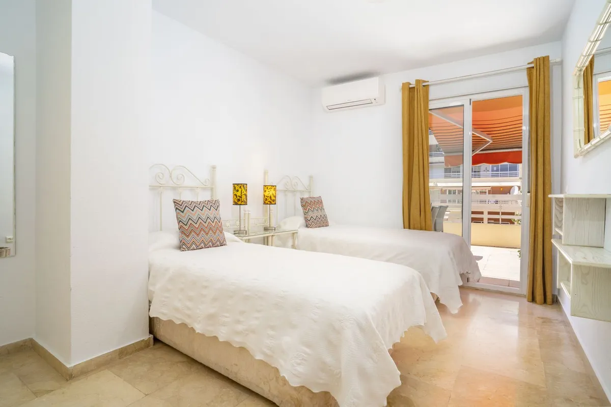 043a3634-8276-4fcc-a5a7-f85fa7a5844e