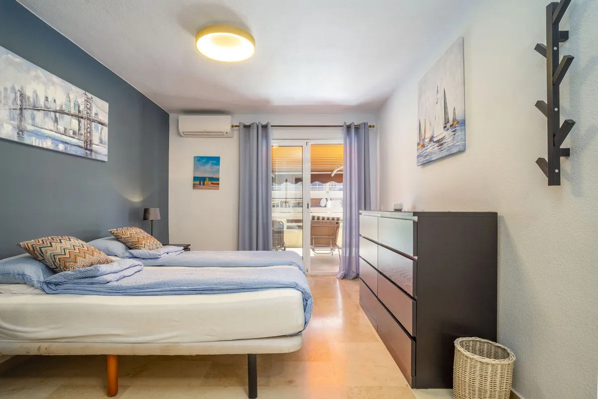 154c3182-3322-4565-ad74-e7e887393704