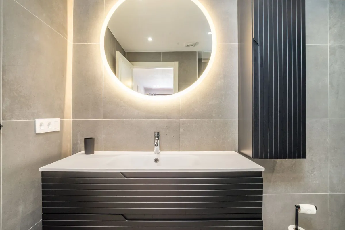 6f9ff636-499b-45dd-9b25-7945188664f8