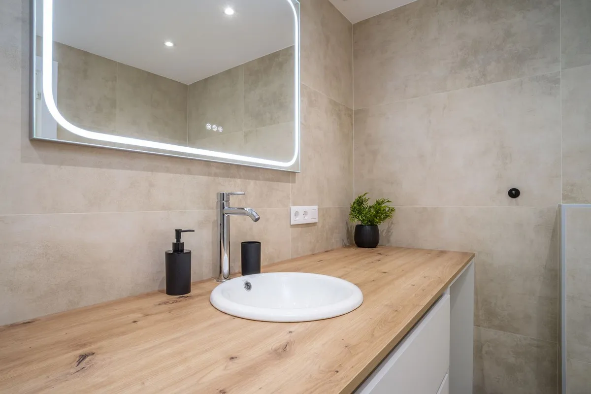 7bb16fed-727d-4a0b-924f-04e1d6e21944