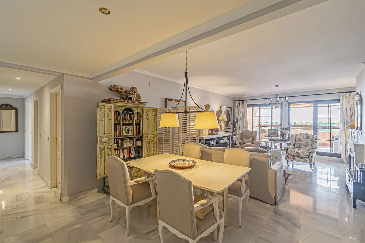 4c150dd1-7d47-4aed-9b5c-438abc069007