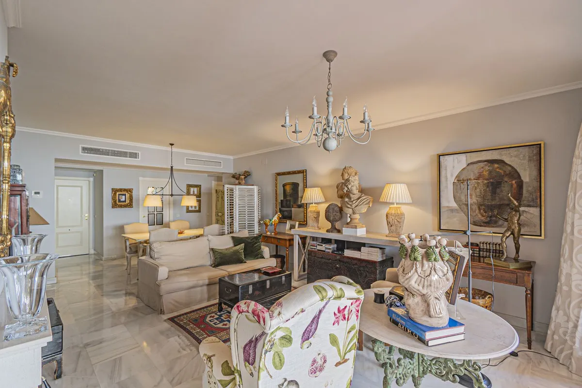 8604e85c-0663-4398-9792-e74f53bfbfd2