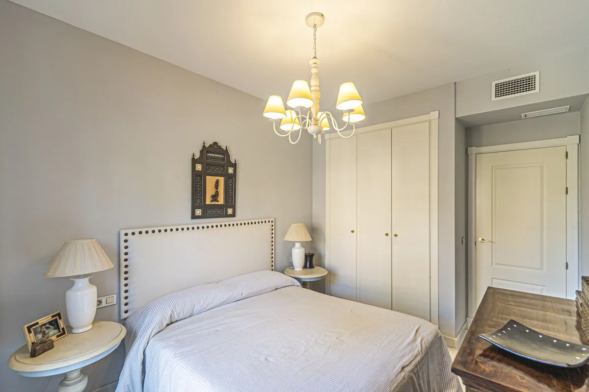 a105e78c-6a3c-43b7-b811-f39d6affc937