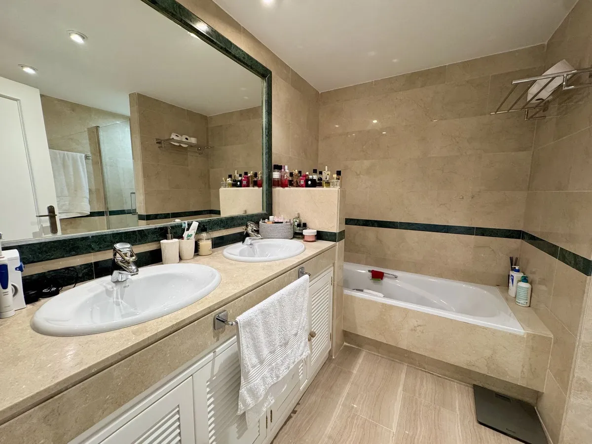 eeed51d2-9414-4dfb-b7af-ab8e61ec0e07