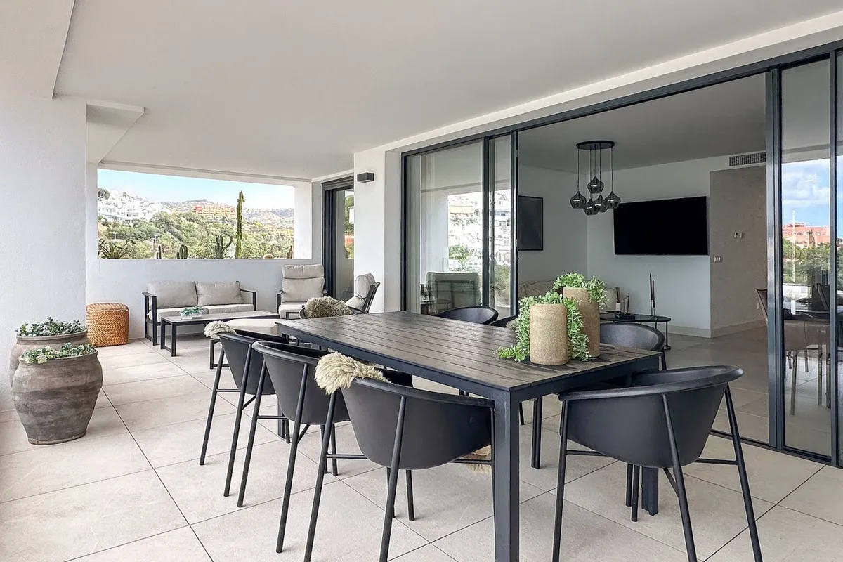 0ccf7aa9-b5e6-4d2d-8ace-f500f369e9c1