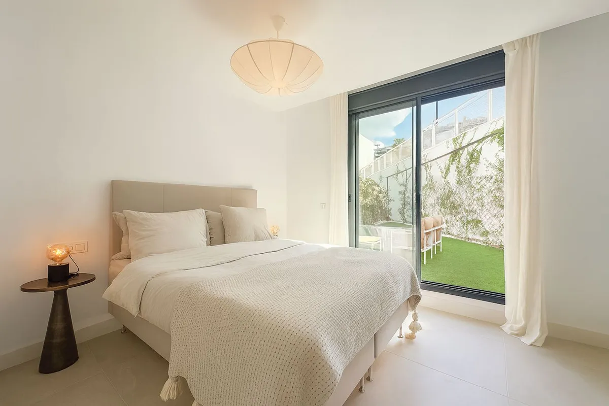 5915b8d1-e6fa-4e16-9ed3-0bd302fb9d90