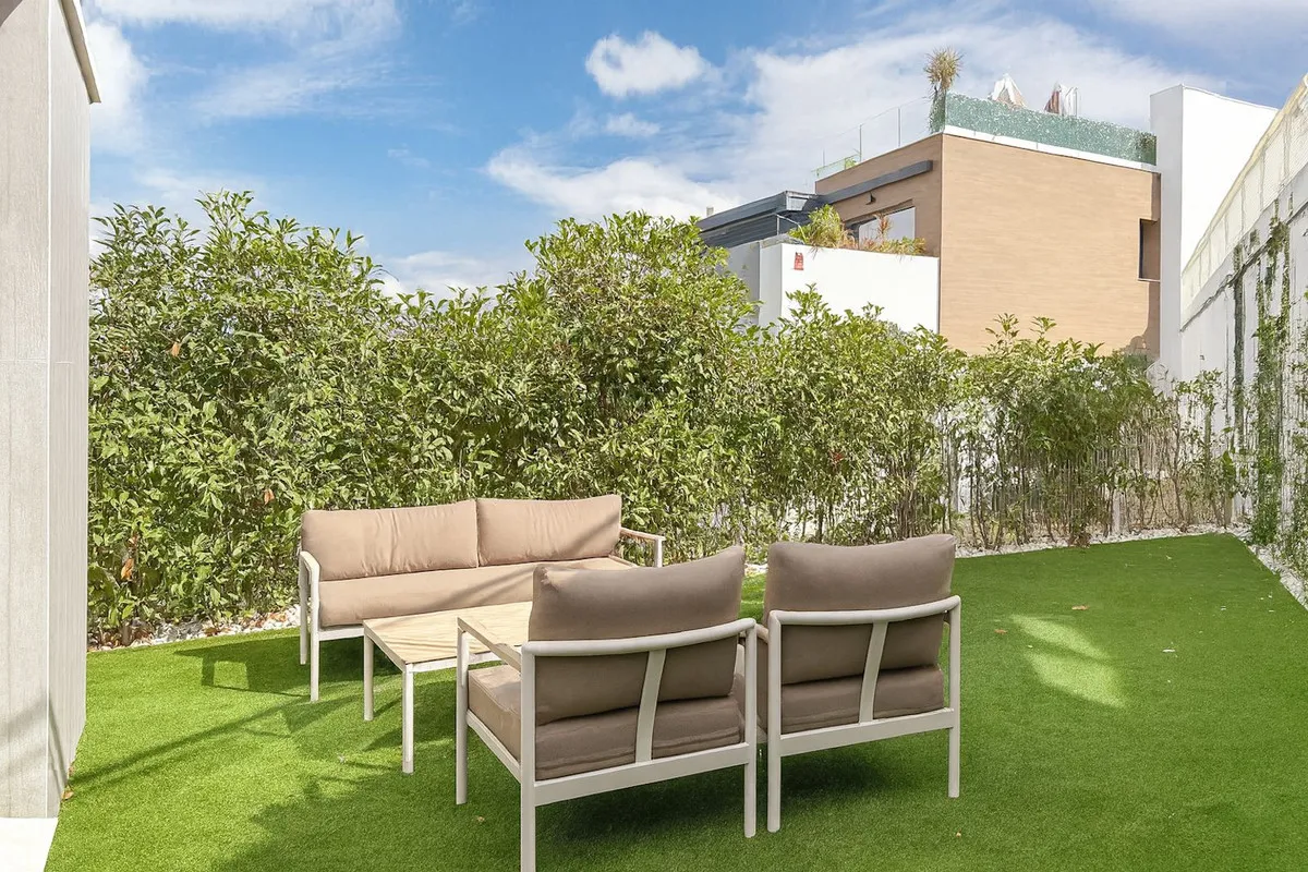 7995bd64-9771-4aca-9b8e-d64fec172377