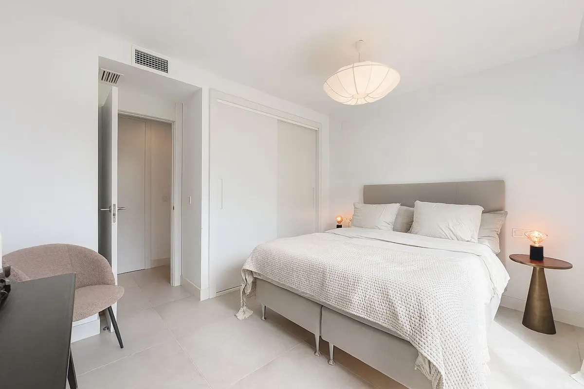 c10cdb97-2d31-4a8c-b071-d09f64ecfe40