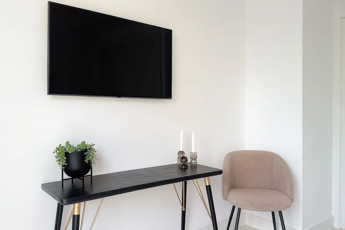 c24fd71e-bbc1-4bcb-8be5-1c2825bc0d50