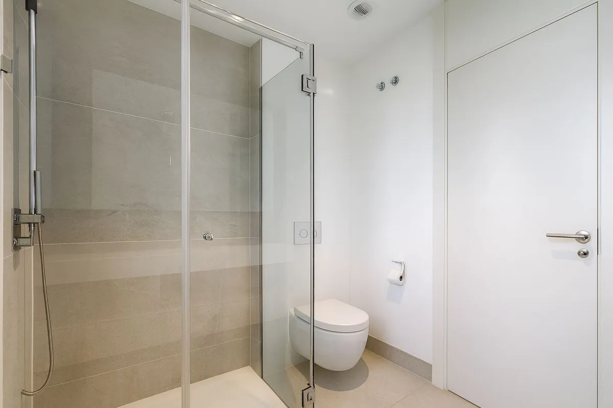 d930c7c1-442c-435b-9a4c-58c37666be55