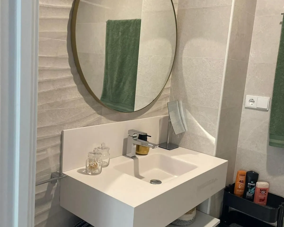 1ceb0d5a-5723-4790-aecd-34d7585bf0c8