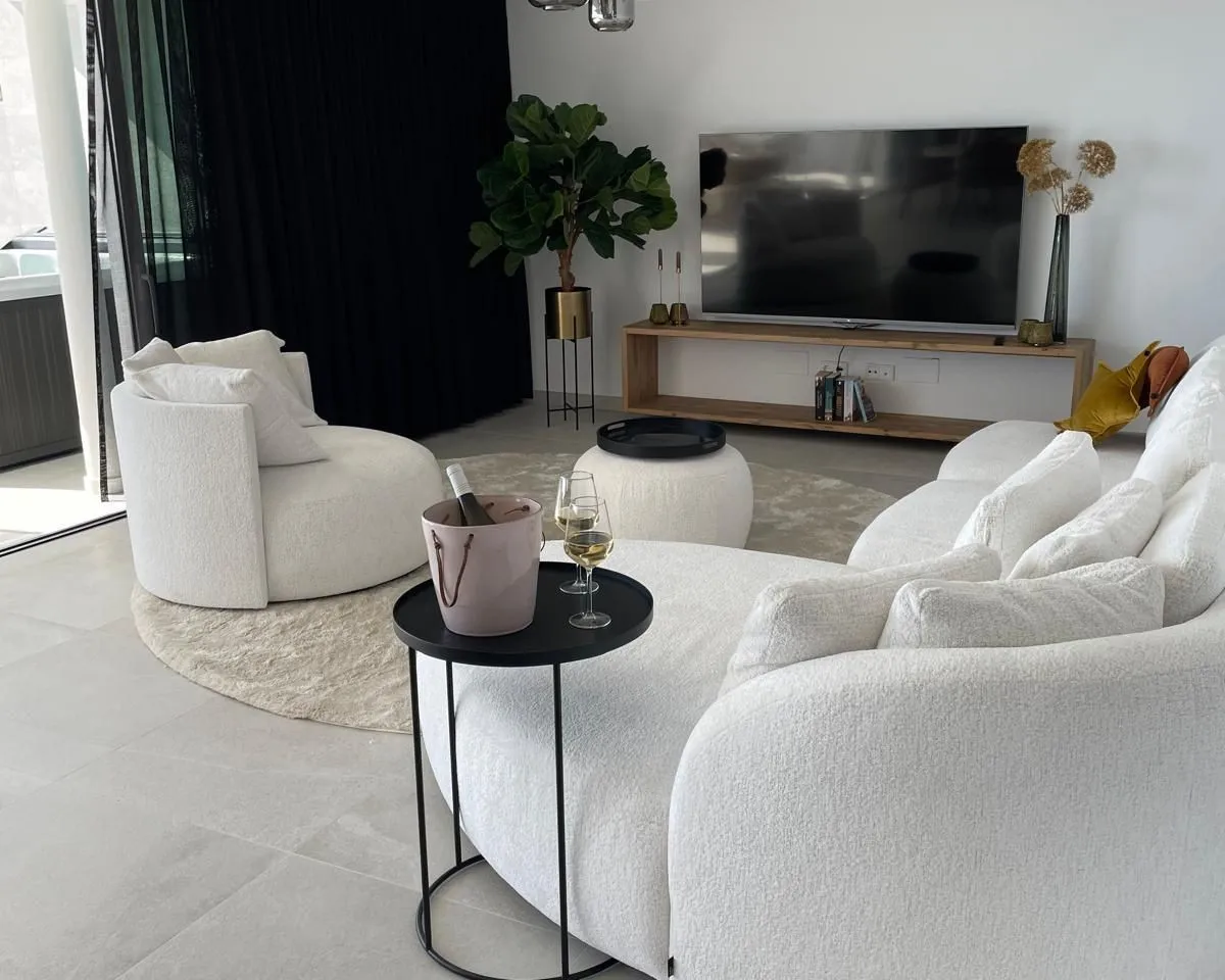 7e40ce7a-0604-4ae1-a572-78cd31b0c40f