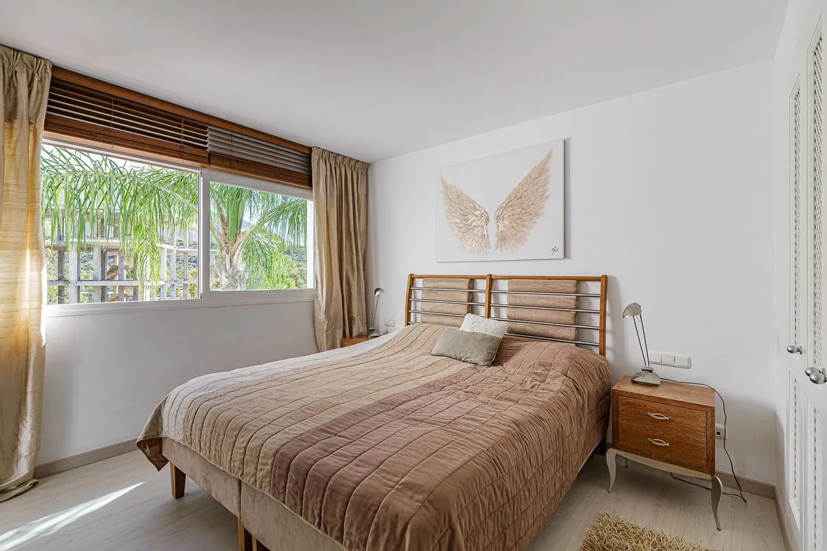 5831dd18-d93d-46c4-b9db-9529060d8a1a