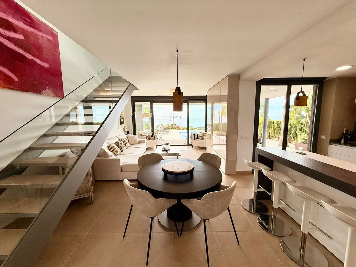 0a4845eb-098b-49a0-8bb7-b6da8a2b460d