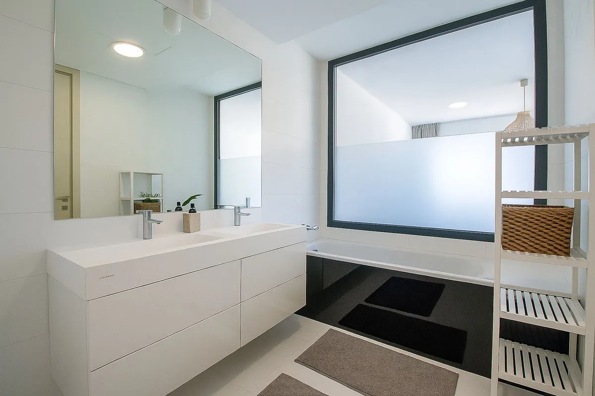 7d12bb00-6d32-43e0-95c1-e92737b46b72