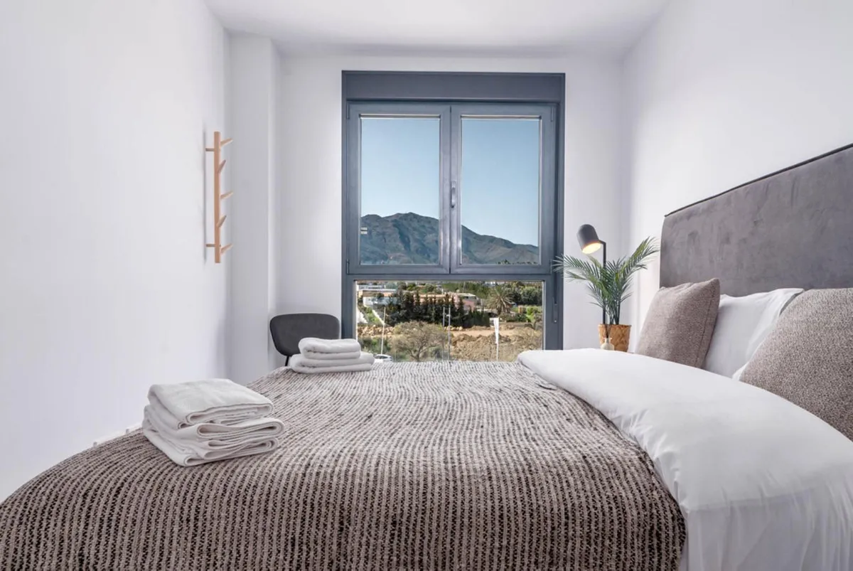 a2a46928-c9d4-43b2-9004-1a2c88e7d4ba