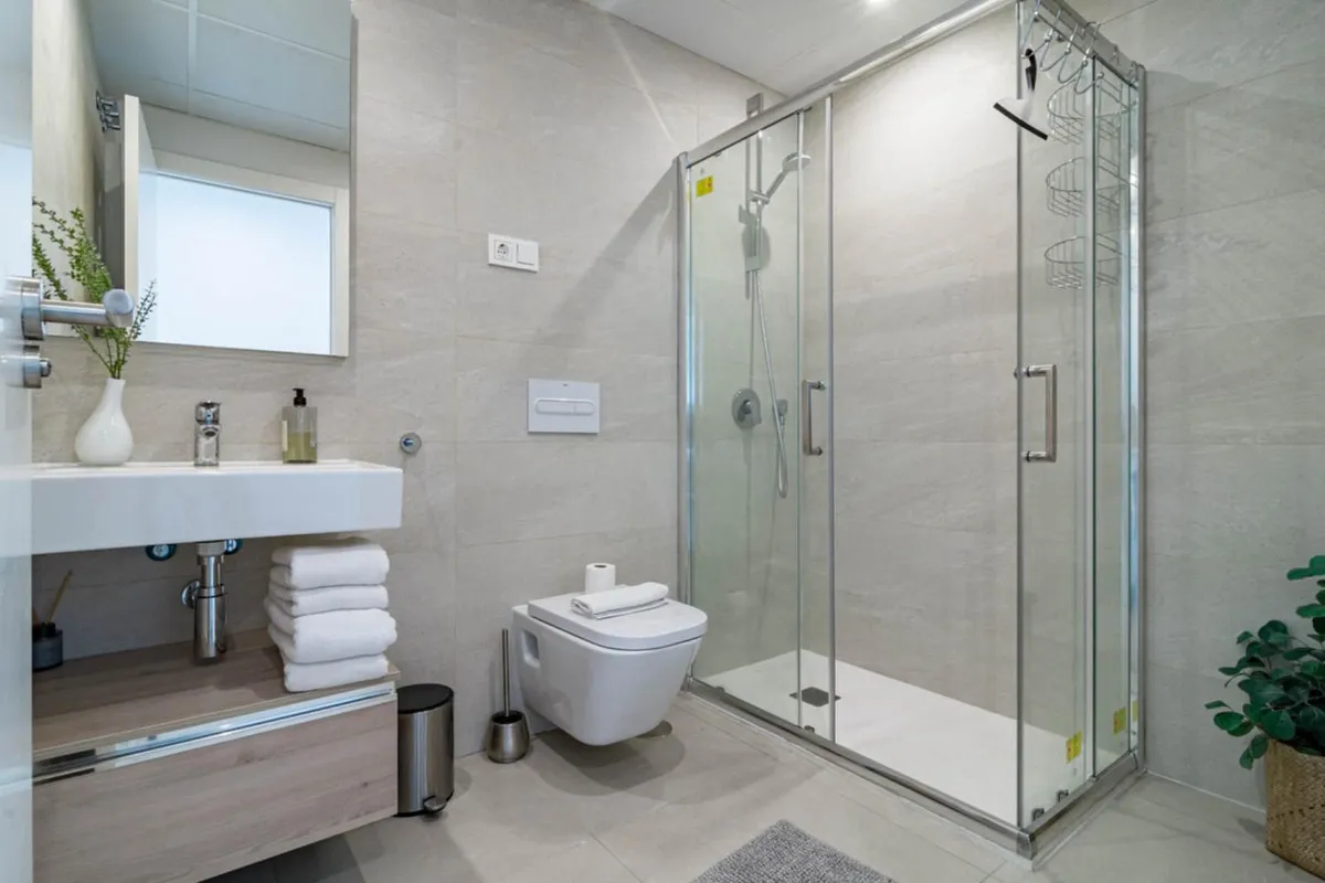 da606380-9275-435f-bfbd-378ca76357d1