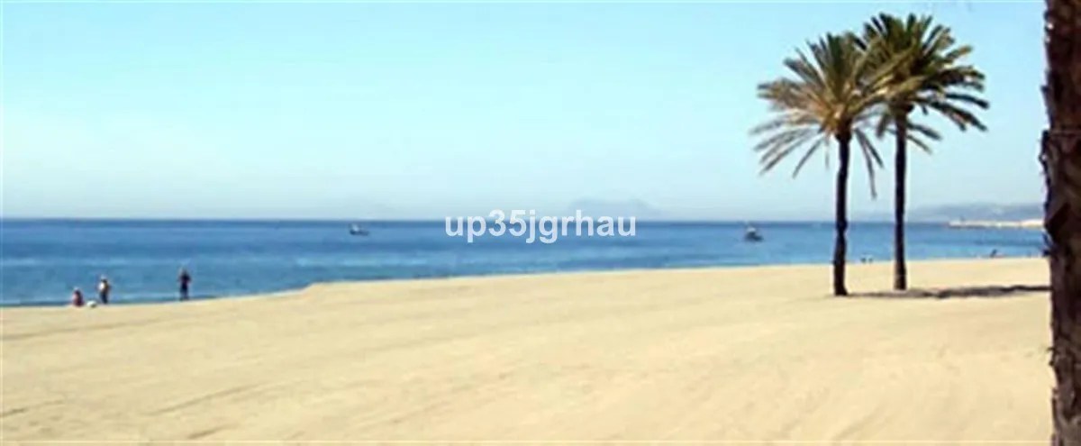 65049917-d264-453d-9418-5d01c1b554b3