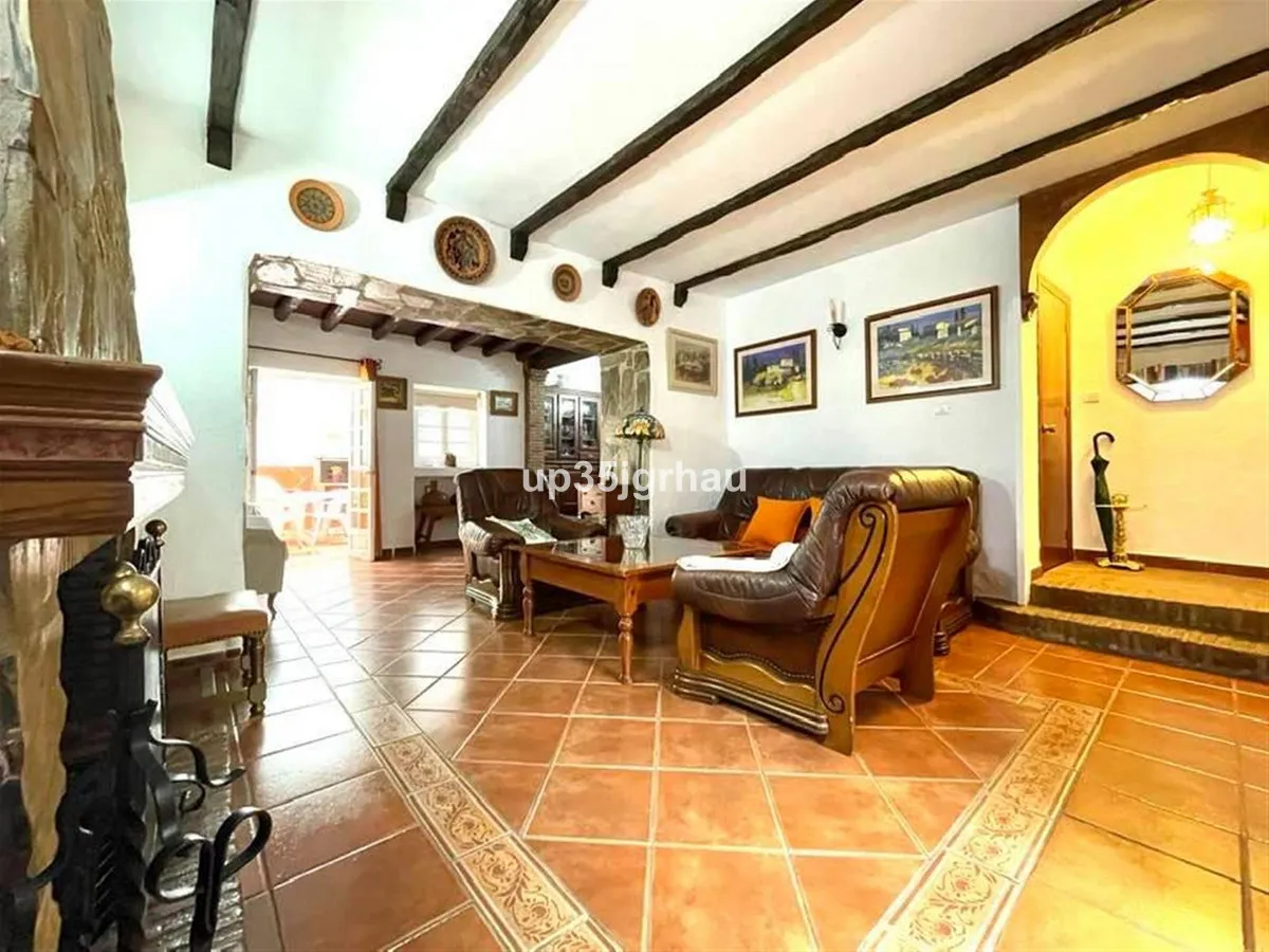 6a880949-87b3-4835-adf8-45bc04b9be9d