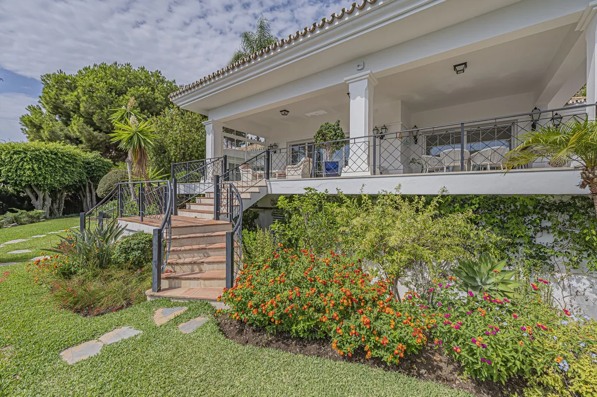 83807d43-c039-40e6-919e-2f442d802520