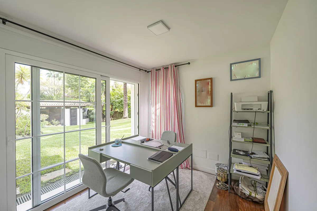 f1da1d35-171e-4367-8058-222517cb2b02