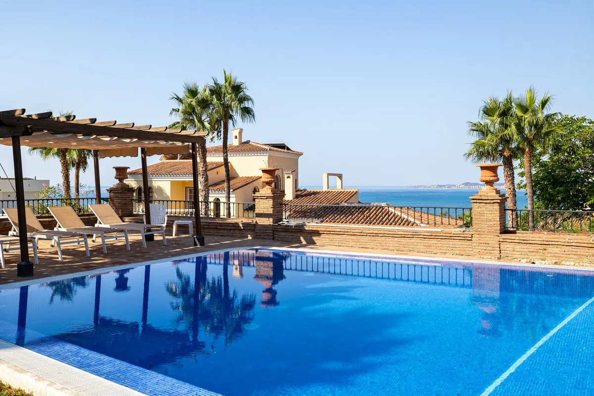 55323b29-4a48-4296-ac4d-0f0d18c92122