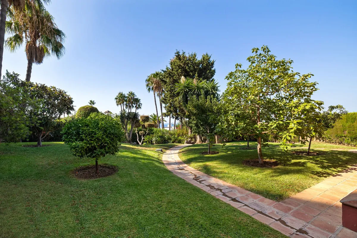 bbf558b8-355e-4b72-b1cb-af0175c7fd2d