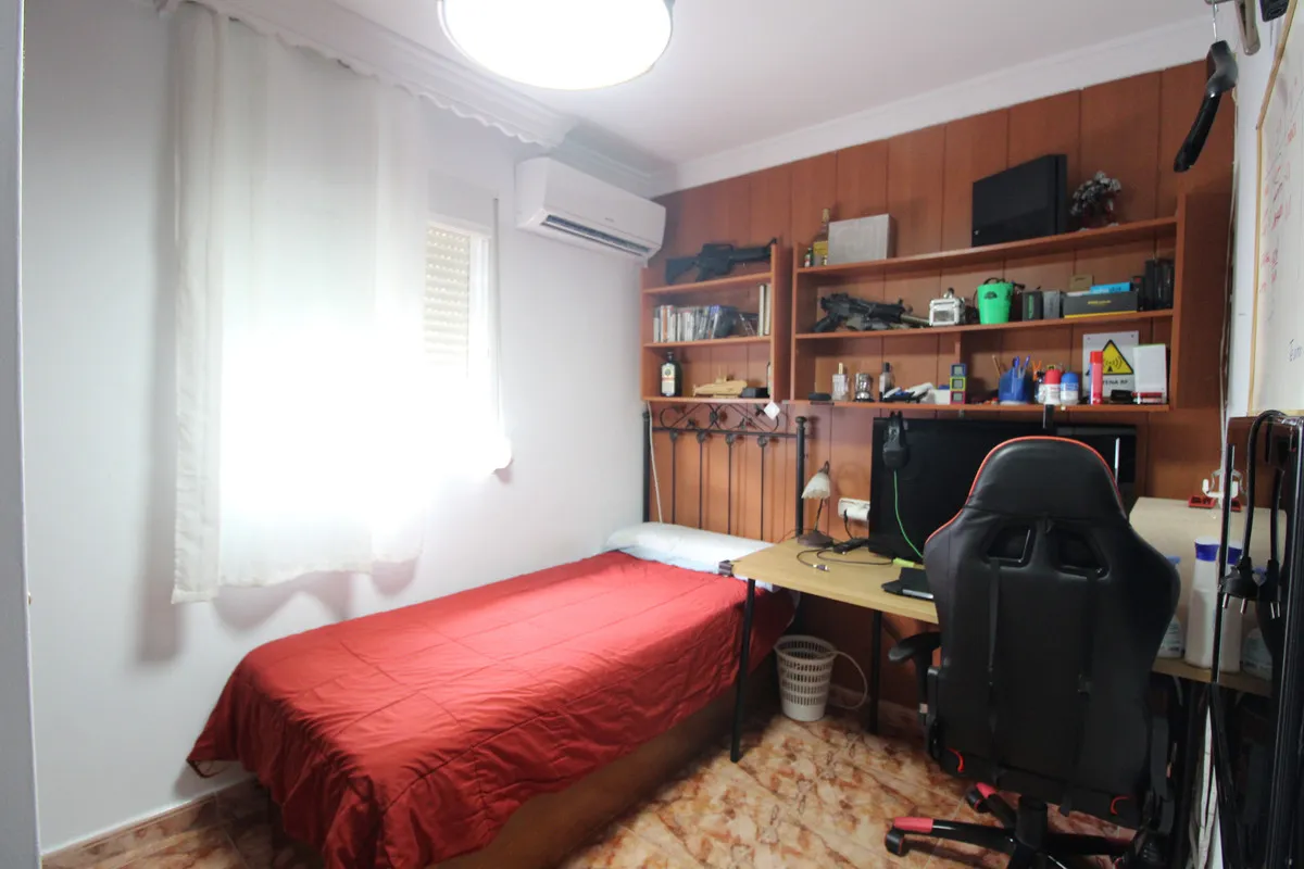 27b61bdb-520c-4d29-b272-cb7d1ff7e3be