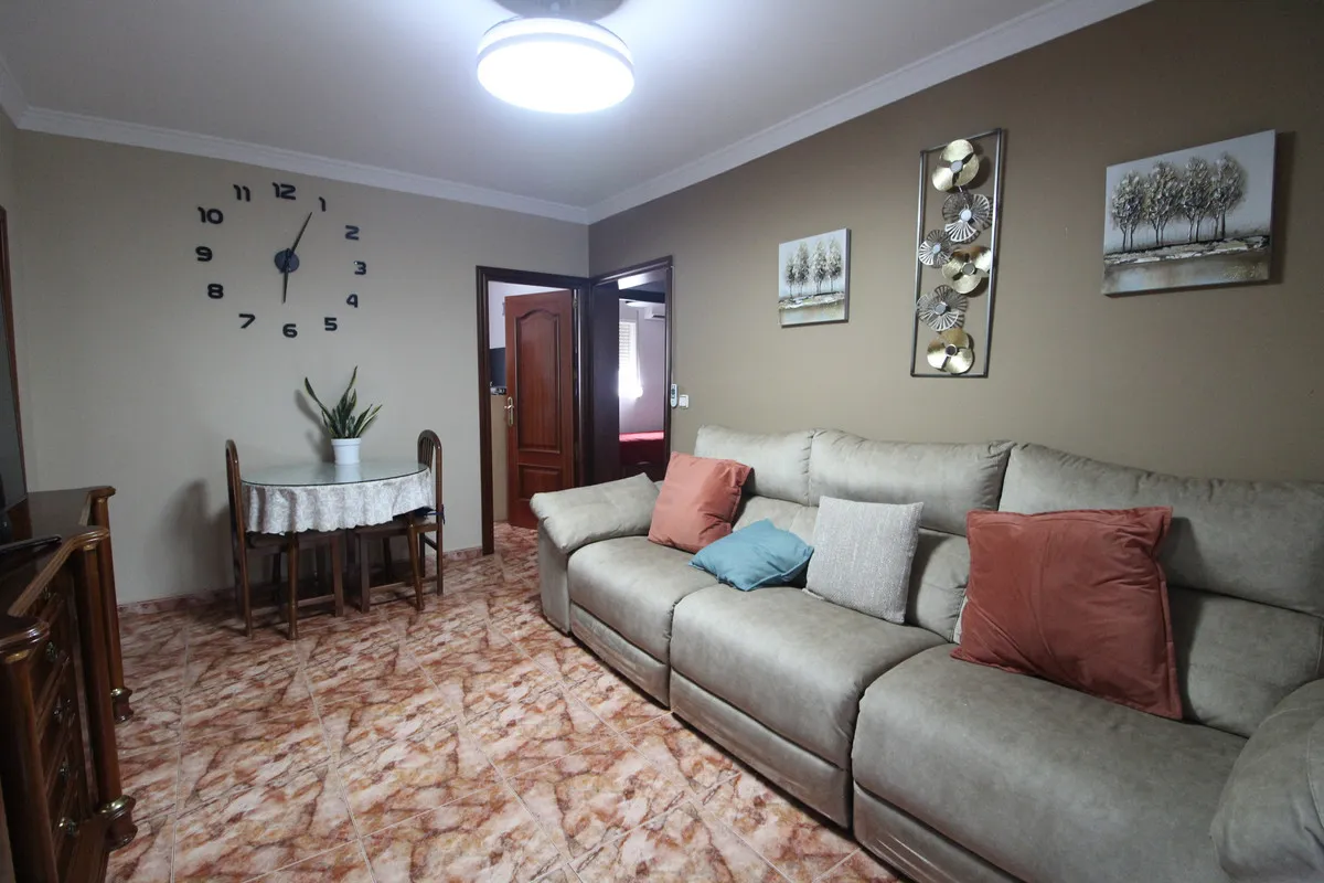 5dcb5765-9da5-473f-8956-90a04e1f5511