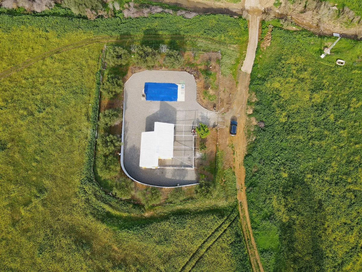 e8d560ec-16d4-49bd-8e80-70dd40199781