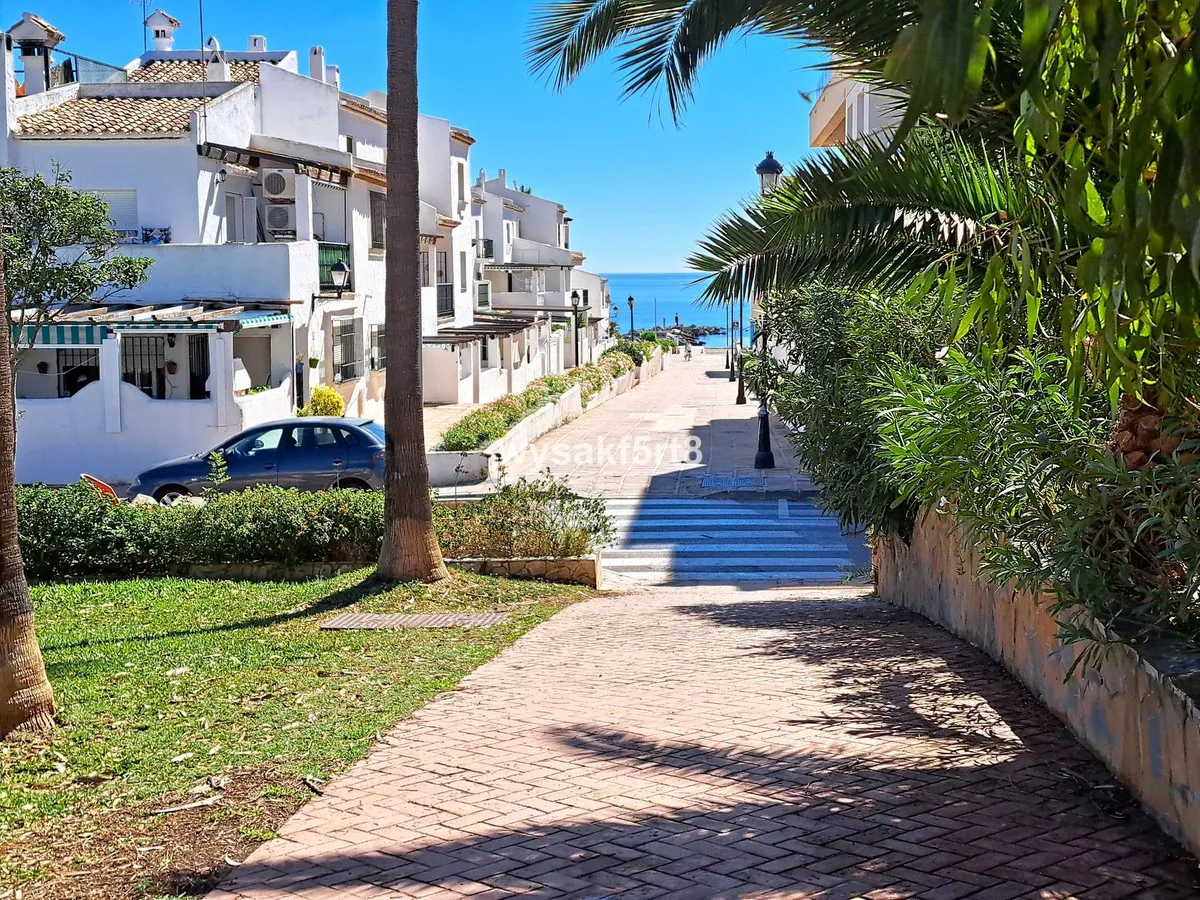 03534236-cb7b-48af-8dd1-a072f5d5dabb