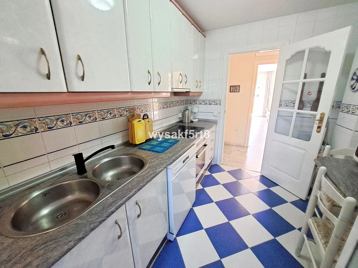 06a168e9-2056-4419-b833-eecf34b0e60c