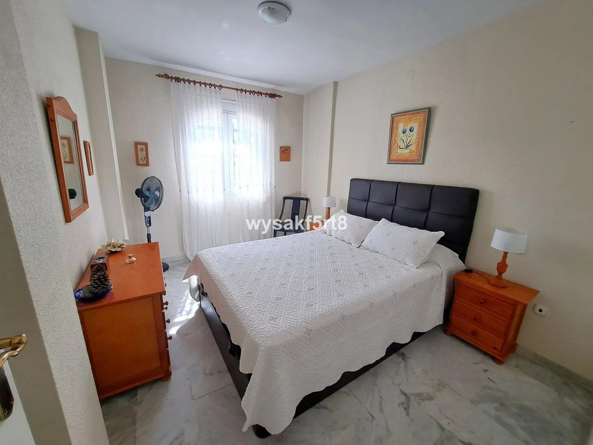 34ea42b9-5b36-4381-ac6e-e7c69f44b96d