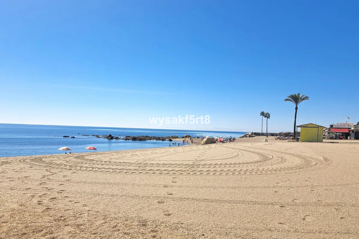 5fa2ff28-55a6-49d2-b1a3-cdb78bf148b7