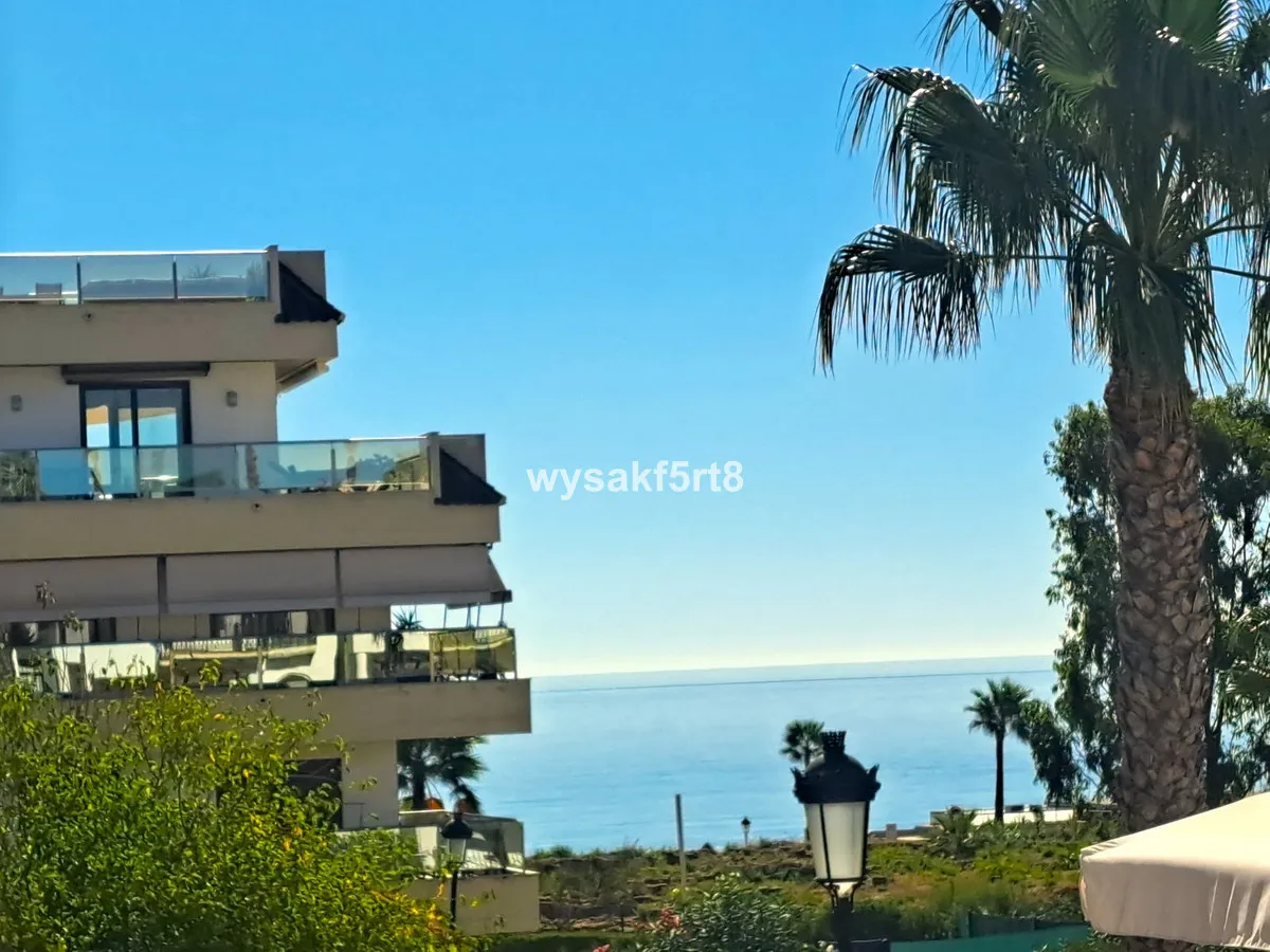 8207ac74-eaec-4c8b-a1c7-57694f080189