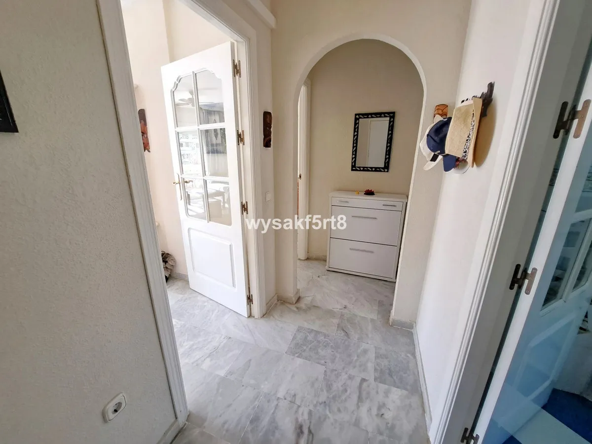 cbc76b50-19a3-45f9-aba7-a42768d1081c