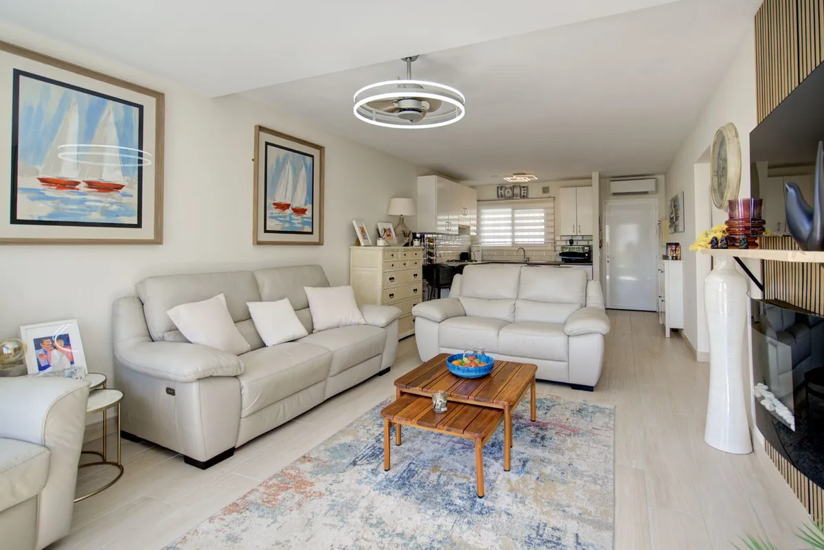 468ccd98-6b1d-4be0-8dd8-9c1e124a4f55