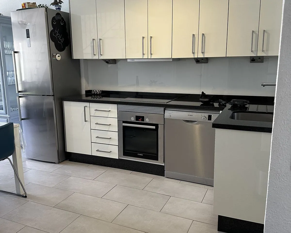 10229943-ec9b-4c70-8155-1f695948848a