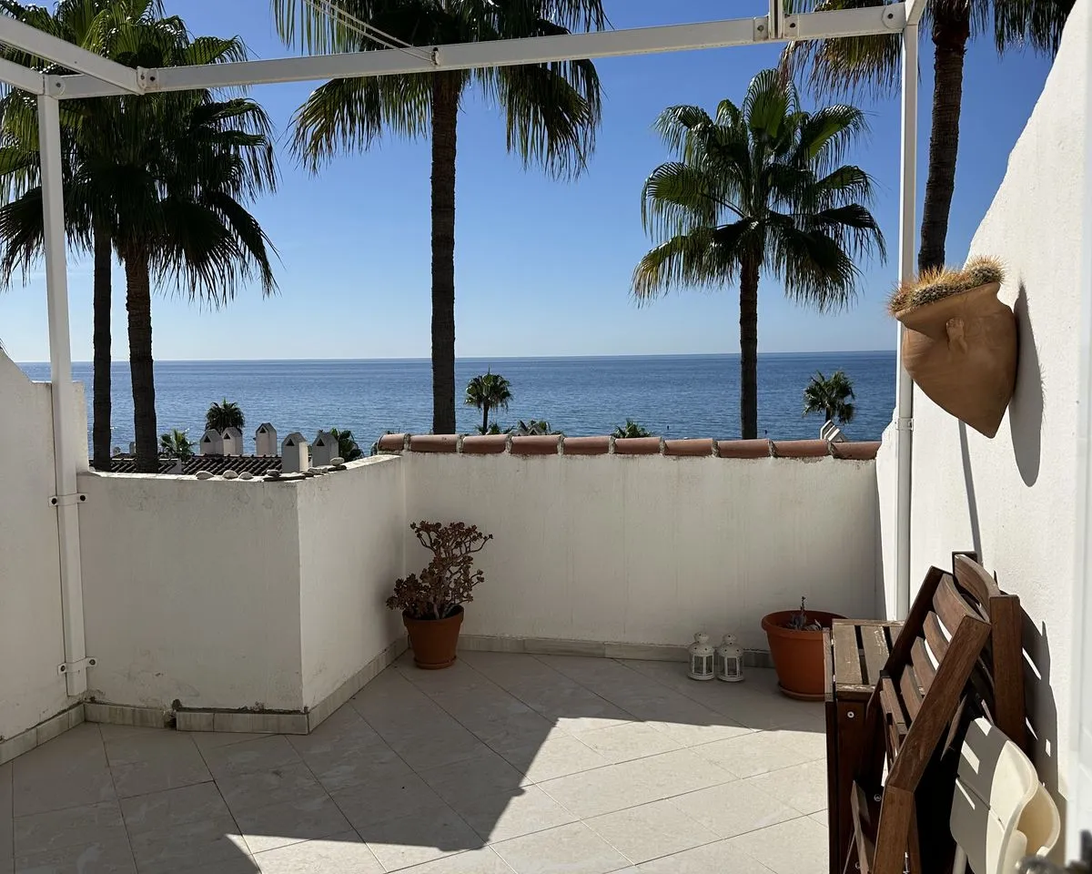 5a499278-3e33-49be-bf53-7bb163705c35