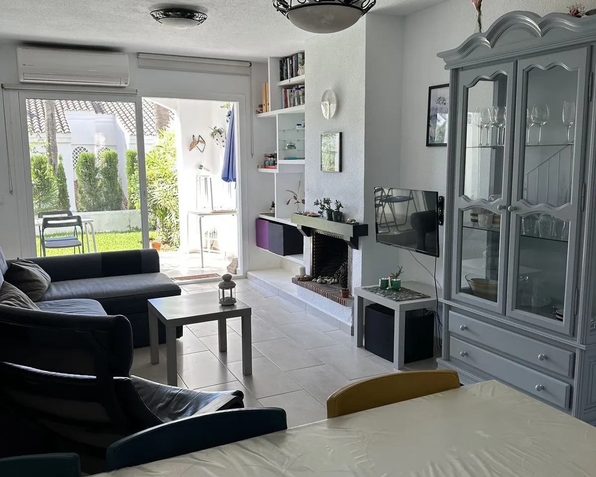 6107ff4b-c8ed-439c-af97-749488e3aa1c