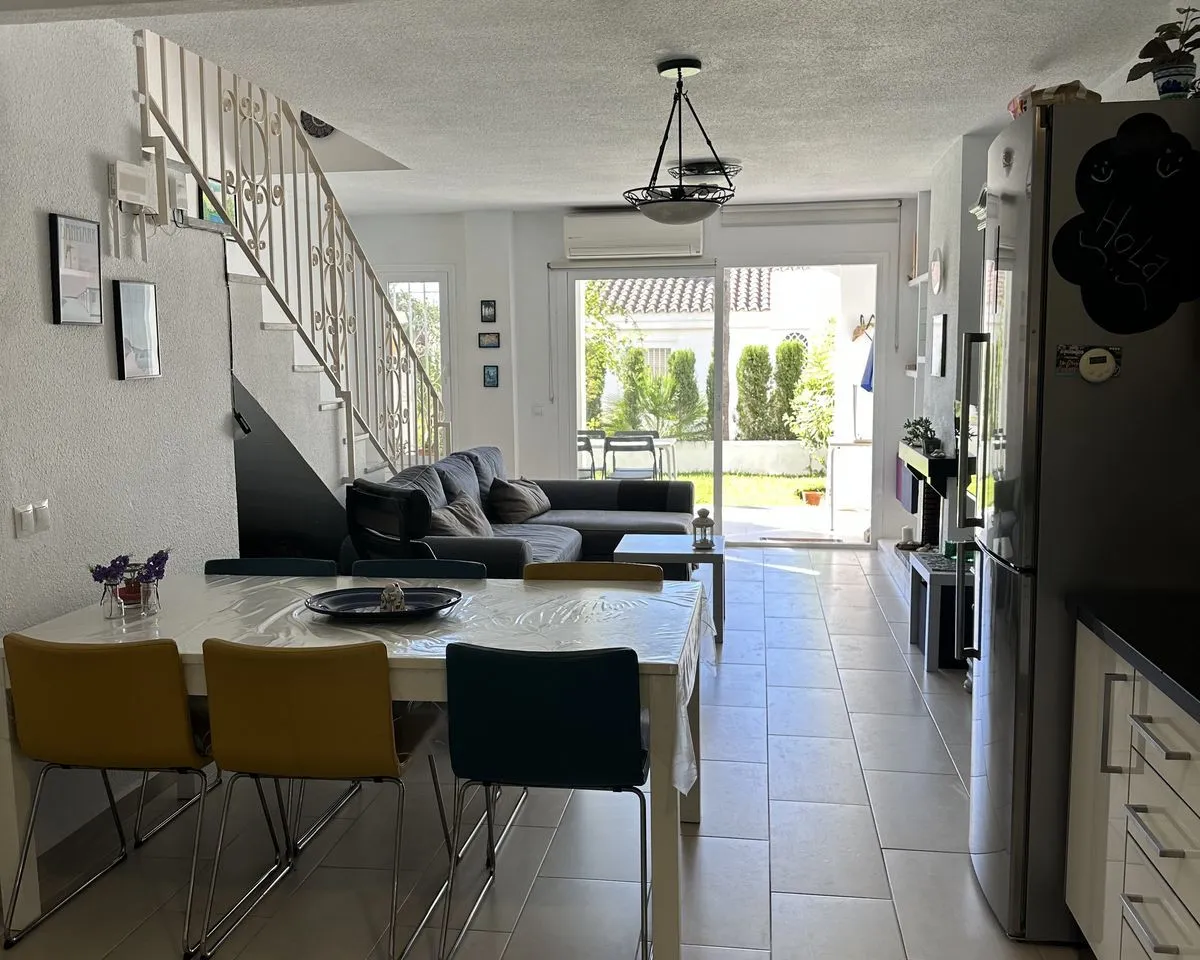 f18e3d52-6bbe-4d2c-97ff-7fff62895990