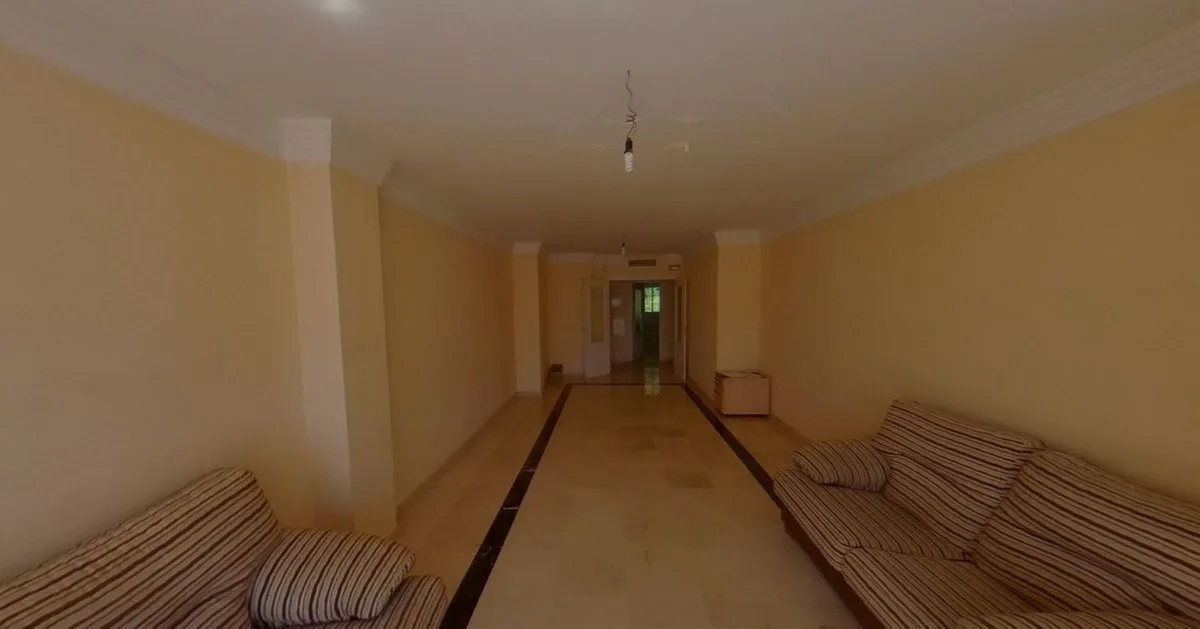 06b2bd33-afd0-4271-abc7-11753e33ffca