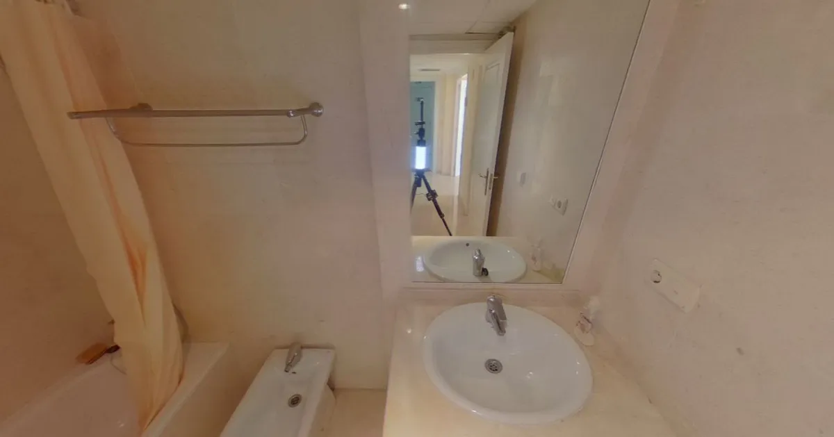 6909b905-8691-4b08-aafe-cfaf66e5e57d