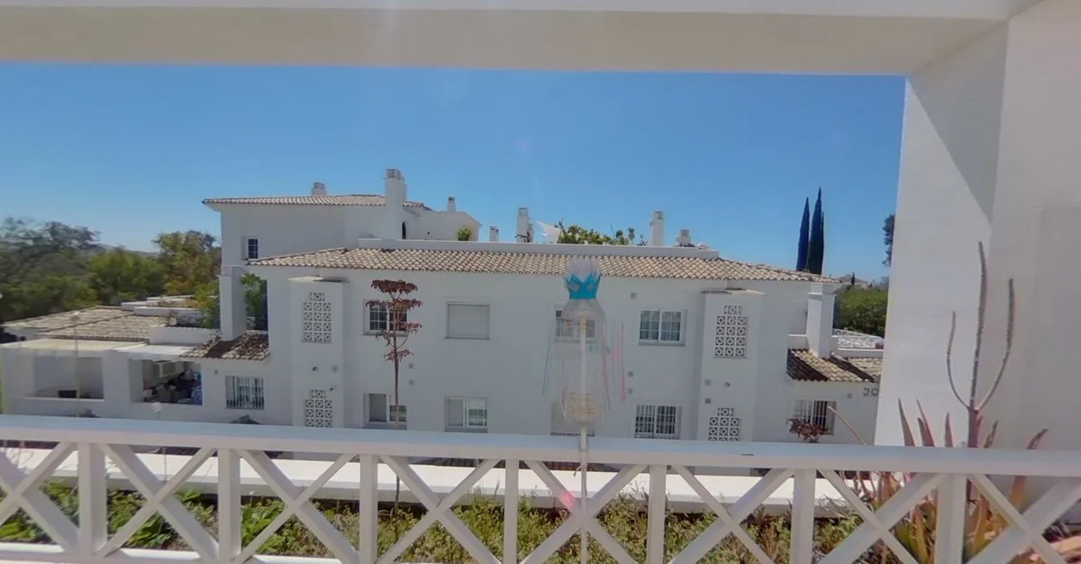 d752e3f6-c88f-4d7c-a03e-99403985dbb0