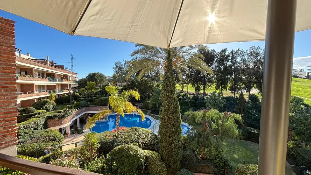 b1133dcb-2703-43bb-9375-8155a8d6f5c9