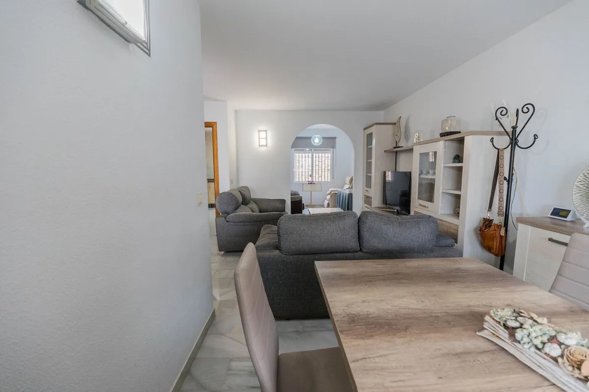 1f768e24-98a7-4a80-8264-7b6644e5cc70