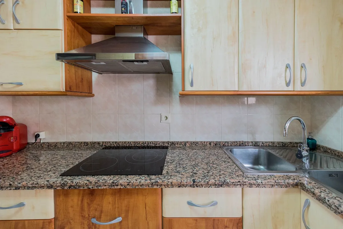 42ffe455-38fe-46fc-8dd3-6a3d24eedfc0