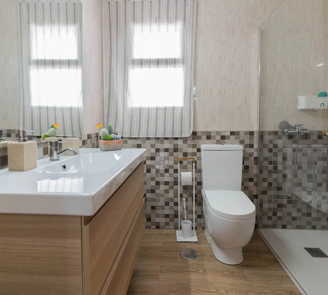 4ab3c227-1e5d-449d-882b-e1270d7dd952